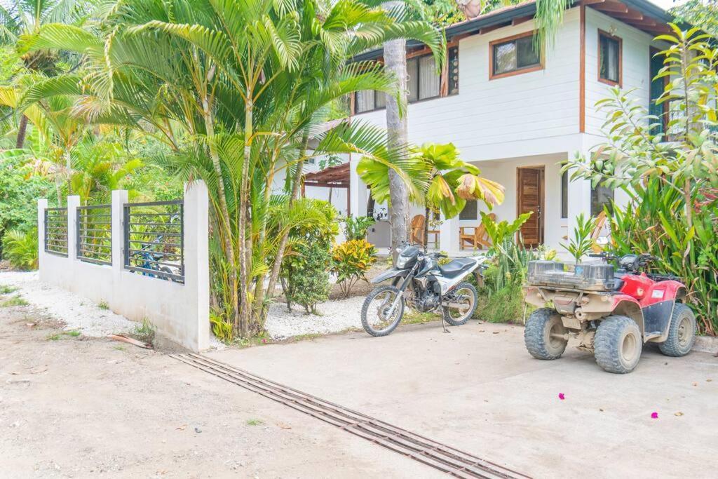 Surfside Apartments - Mal Pais Malpais Ngoại thất bức ảnh